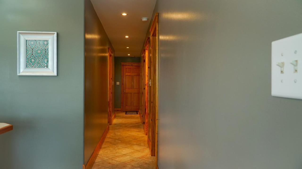 Alexander'S Landing Aparthotel Monticello Bagian luar foto