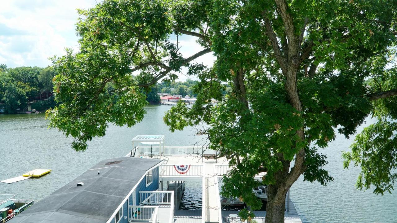 Alexander'S Landing Aparthotel Monticello Bagian luar foto